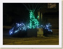 IMG_2693_Christmas_lights_ext_2009 * Exterior Christmas Lights 2009, 3150 LED lights, 324.6 m, 177.5 W. * Exterior Christmas Lights 2009, 3150 LED lights, 324.6 m, 177.5 W. * 3648 x 2736 * (2.97MB)