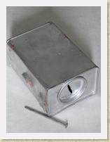 IMG_3619_Nestle_Quik_container_spray_painted_silver_and_used_for_coins * Nestle Quik container spray painted silver and used for coins. * Nestle Quik container spray painted silver and used for coins. * 2736 x 3648 * (2.37MB)