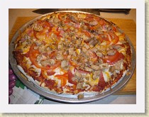 IMGP3355_turkey_pizza * turkey pizza * turkey pizza * 3264 x 2448 * (2.23MB)