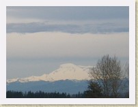 IMGP2730a_Mount_Baker * Mount Baker from Gaglardi Way, Burnaby. * Mount Baker from Gaglardi Way, Burnaby. * 1344 x 1008 * (180KB)