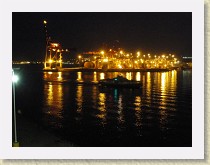 IMGP3428_Vancouver_Burrard_Inlet * Vancouver Burrard Inlet. Container terminal. Seabus. * Vancouver Burrard Inlet. Container terminal. Seabus. * 3264 x 2448 * (2.01MB)